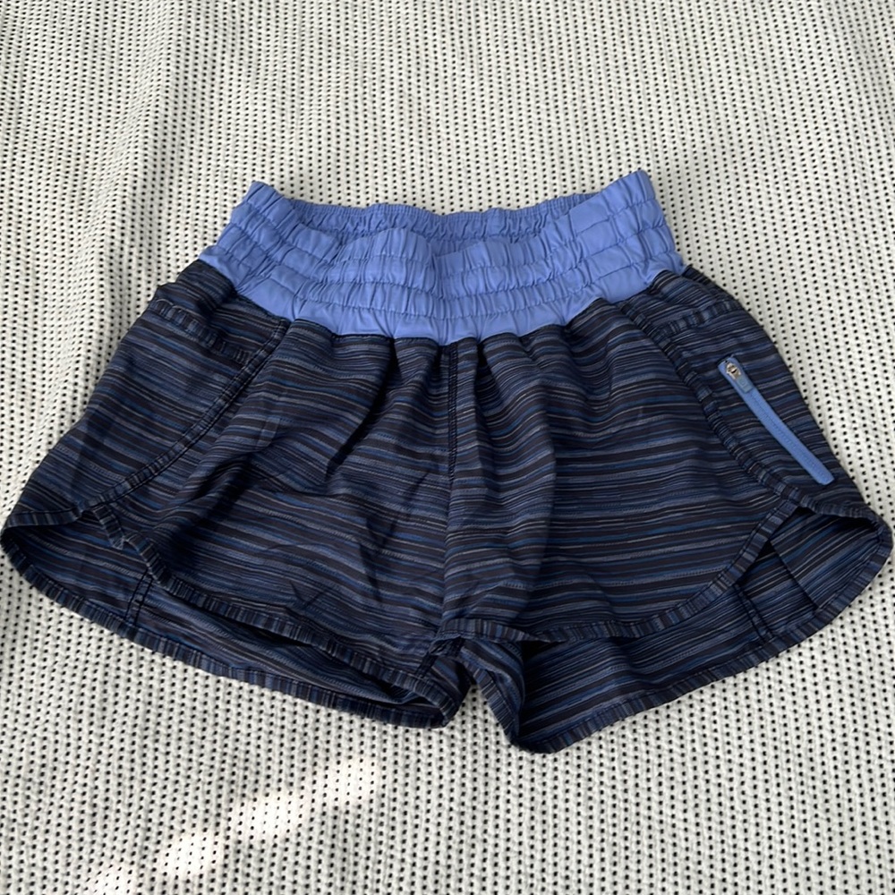 Lululemon trackers shorts sz 8